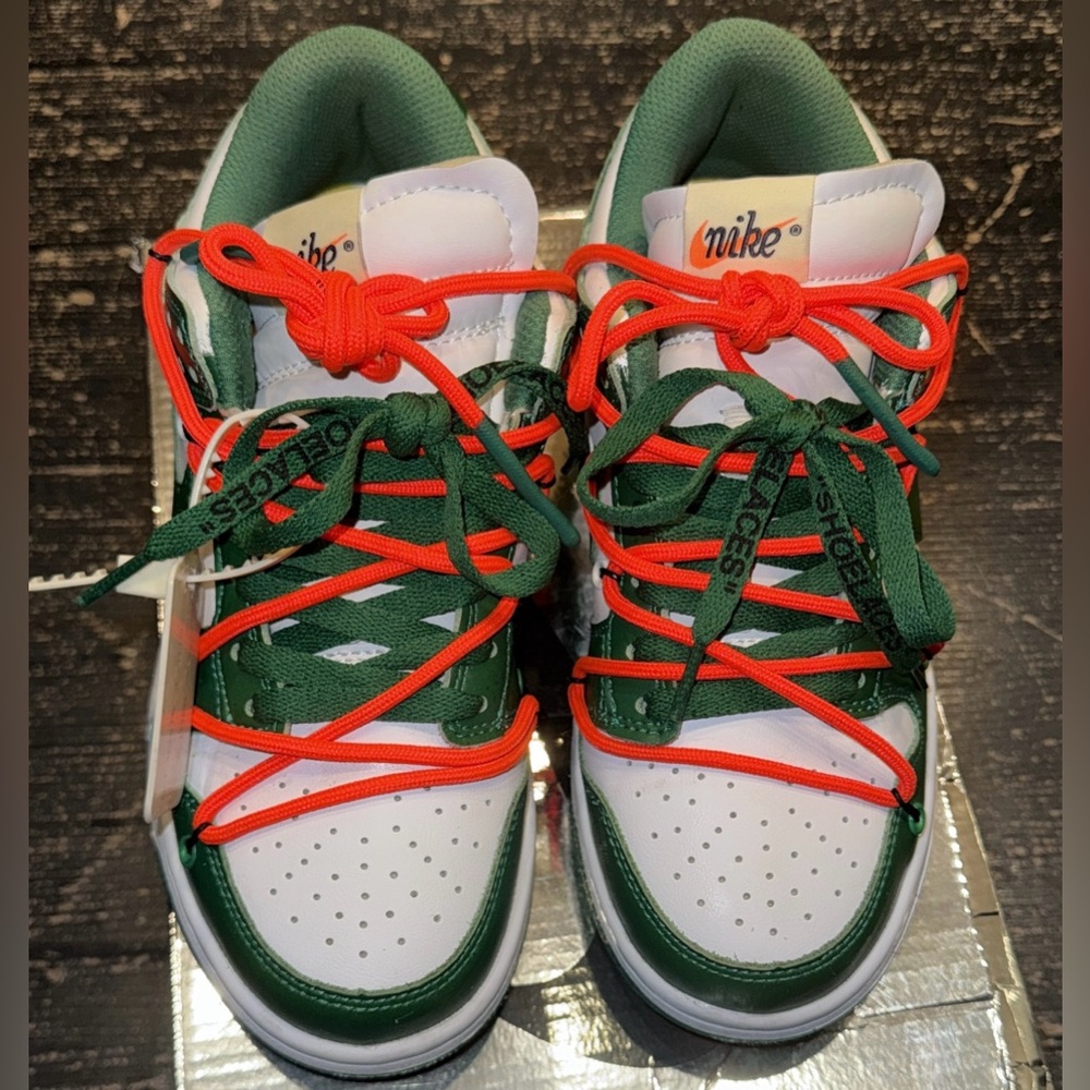 Nike dunks Off White